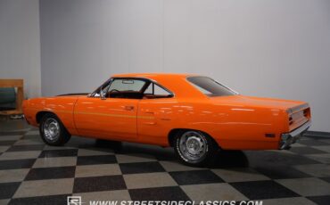 Unknown-Road-runner-1970-Orange-Burnampx27t-Orange-11