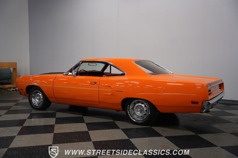 Unknown-Road-runner-1970-Orange-Burnampx27t-Orange-11