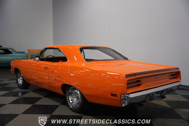 Unknown-Road-runner-1970-Orange-Burnampx27t-Orange-12