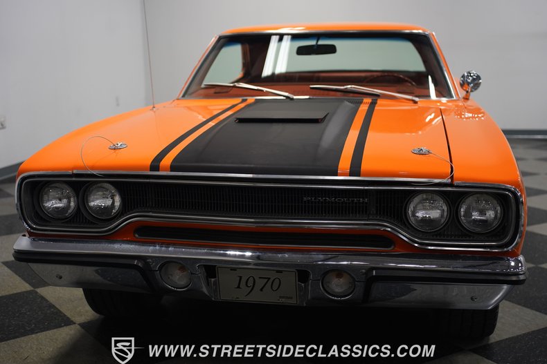 Unknown-Road-runner-1970-Orange-Burnampx27t-Orange-22