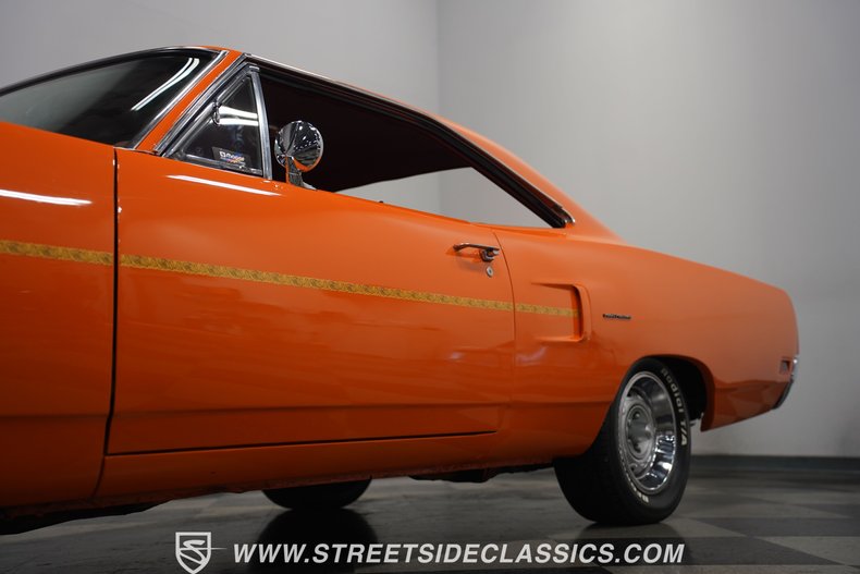 Unknown-Road-runner-1970-Orange-Burnampx27t-Orange-25