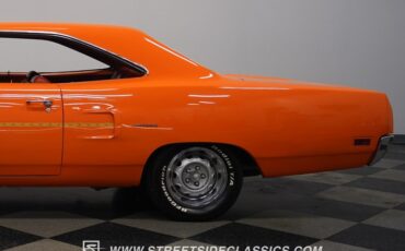 Unknown-Road-runner-1970-Orange-Burnampx27t-Orange-27