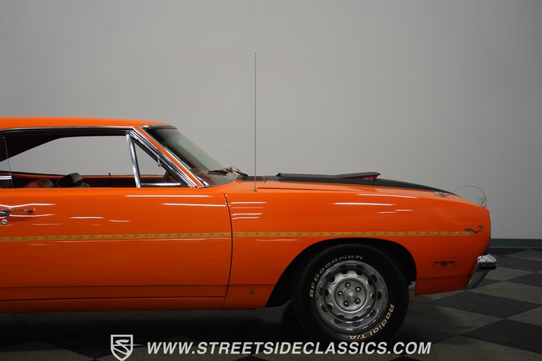 Unknown-Road-runner-1970-Orange-Burnampx27t-Orange-34