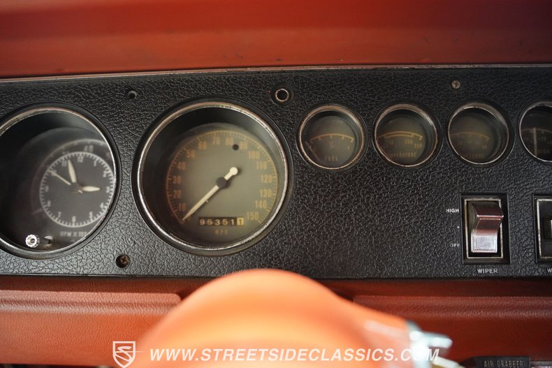 Unknown-Road-runner-1970-Orange-Burnampx27t-Orange-44