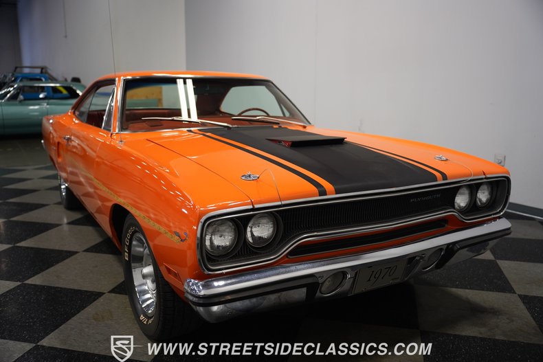 Unknown-Road-runner-1970-Orange-Burnampx27t-Orange-7