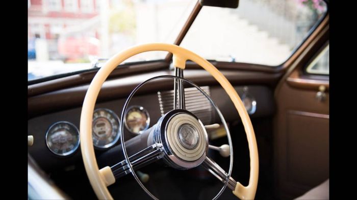 Unknown-Roadmaster-1940-1