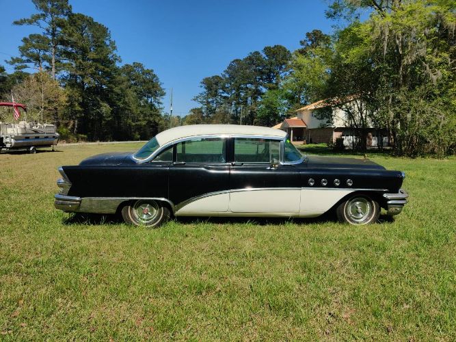Unknown-Roadmaster-1955-Black-11
