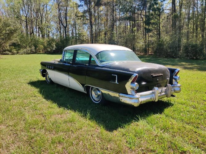 Unknown-Roadmaster-1955-Black-16