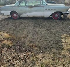 Unknown-Roadmaster-1955-Green-Black-15