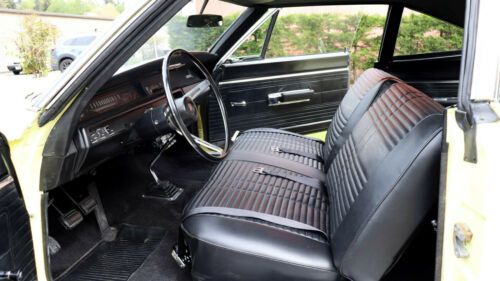 Unknown-Roadrunner-1968-Yellow-Black-17