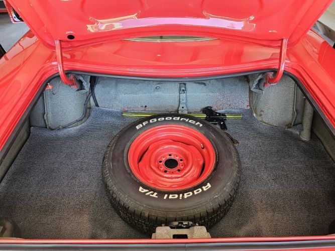 Unknown-Roadrunner-1970-Red-Black-15