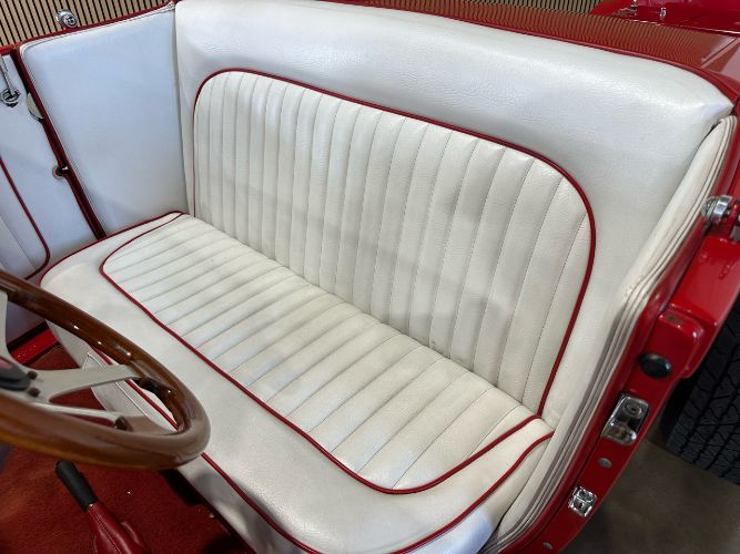 Unknown-Roadster-1929-Red-White-Vinyl-22