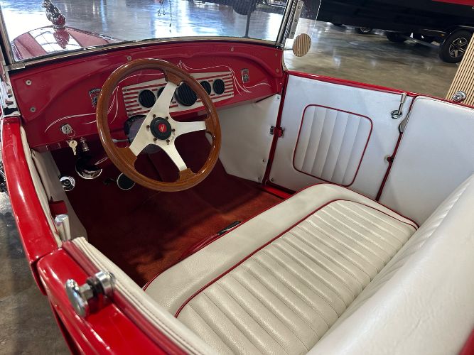 Unknown-Roadster-1929-Red-White-Vinyl-23