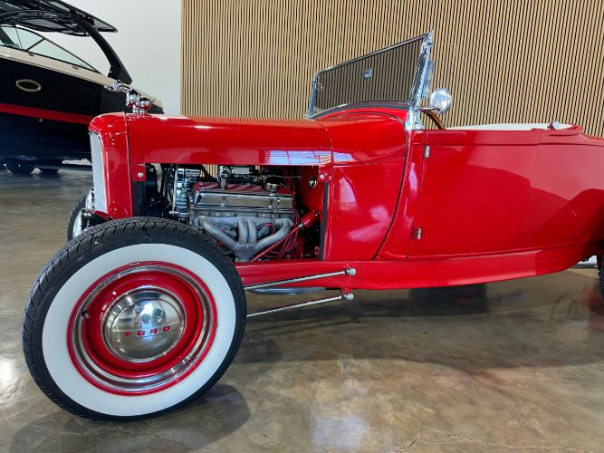 Unknown-Roadster-1929-Red-White-Vinyl-26