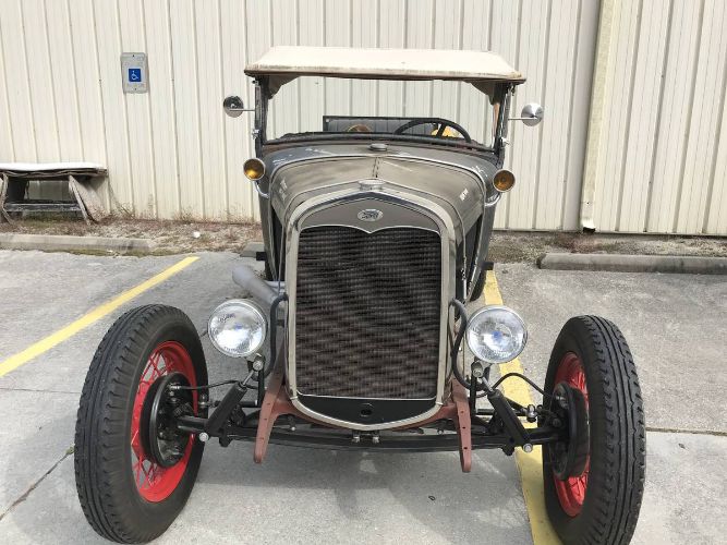 Unknown-Roadster-1931-Gray