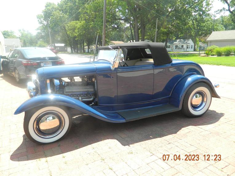 Unknown-Roadster-1932-BLUE-WHITE-LEATHER-1