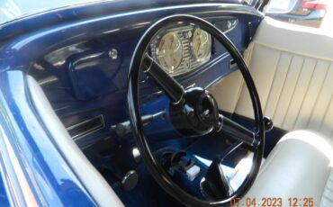 Unknown-Roadster-1932-BLUE-WHITE-LEATHER-4