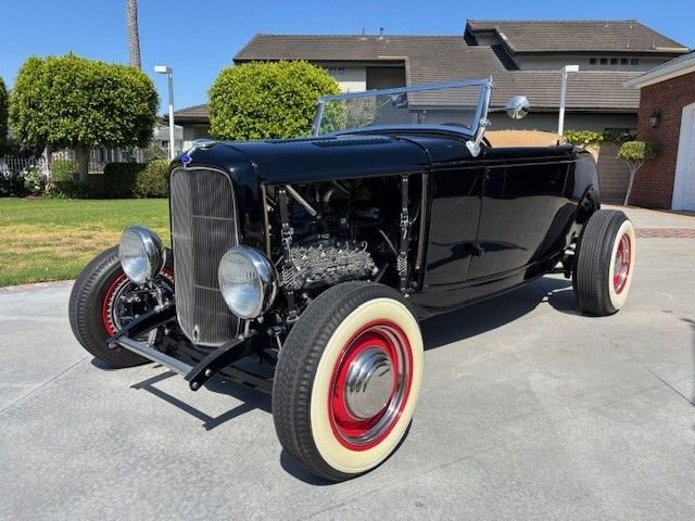 Unknown-Roadster-1932-Black-tan-1