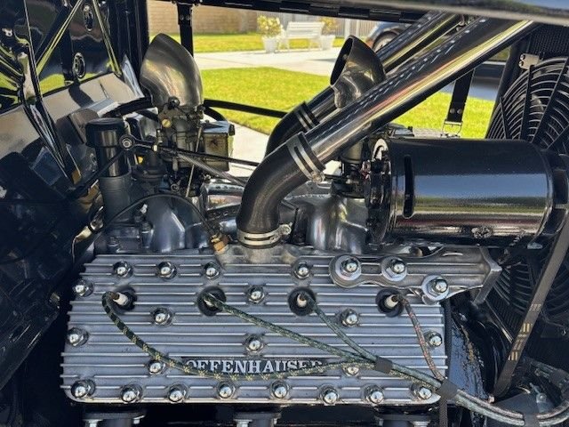 Unknown-Roadster-1932-Black-tan-13