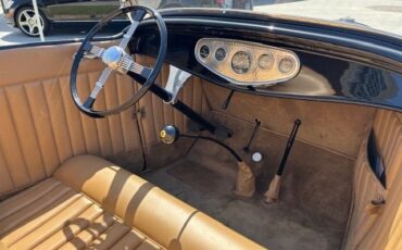 Unknown-Roadster-1932-Black-tan-19