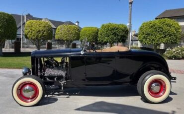 Unknown-Roadster-1932-Black-tan