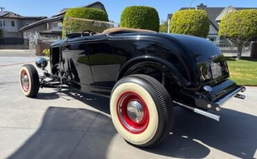 Unknown-Roadster-1932-Black-tan-5