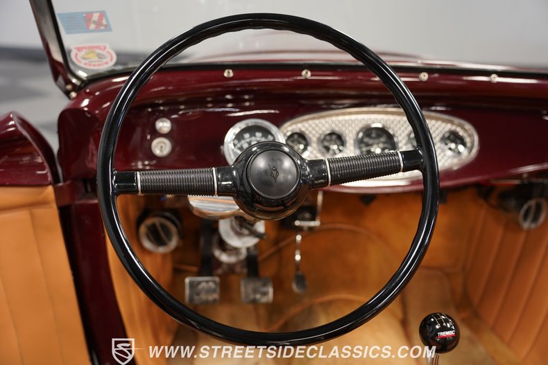 Unknown-Roadster-1932-Burgundy-Tan-11