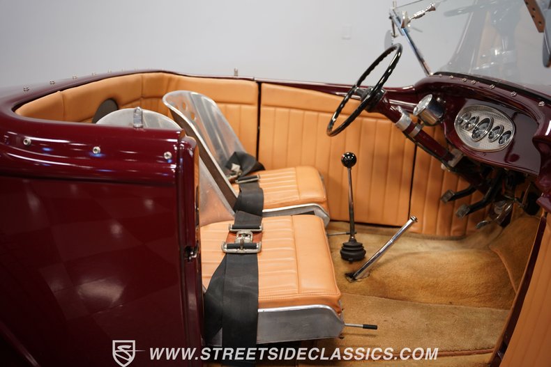 Unknown-Roadster-1932-Burgundy-Tan-15