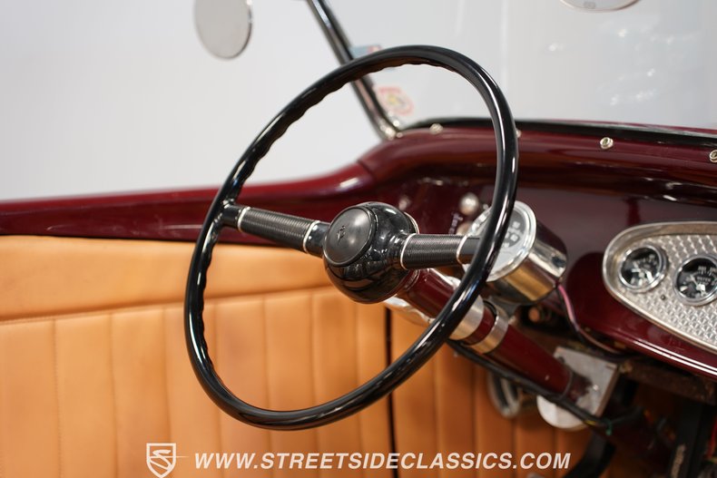 Unknown-Roadster-1932-Burgundy-Tan-18