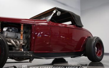 Unknown-Roadster-1932-Burgundy-Tan-39