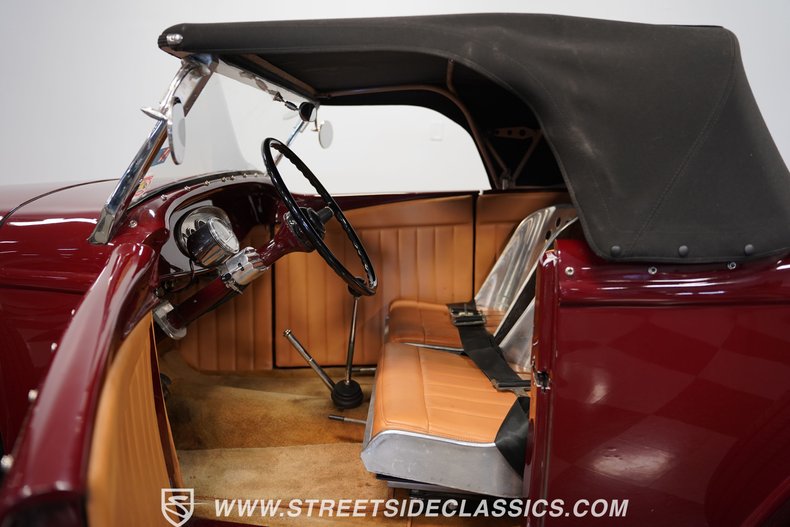 Unknown-Roadster-1932-Burgundy-Tan-43