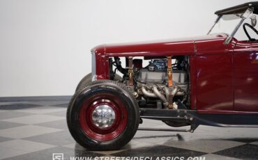 Unknown-Roadster-1932-Burgundy-Tan-7