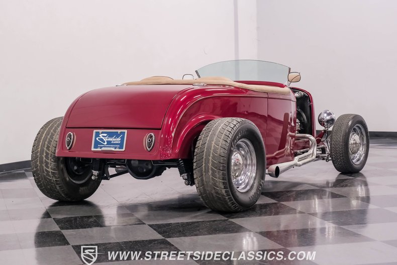 Unknown-Roadster-1932-Candy-Apple-Red-Beige-1