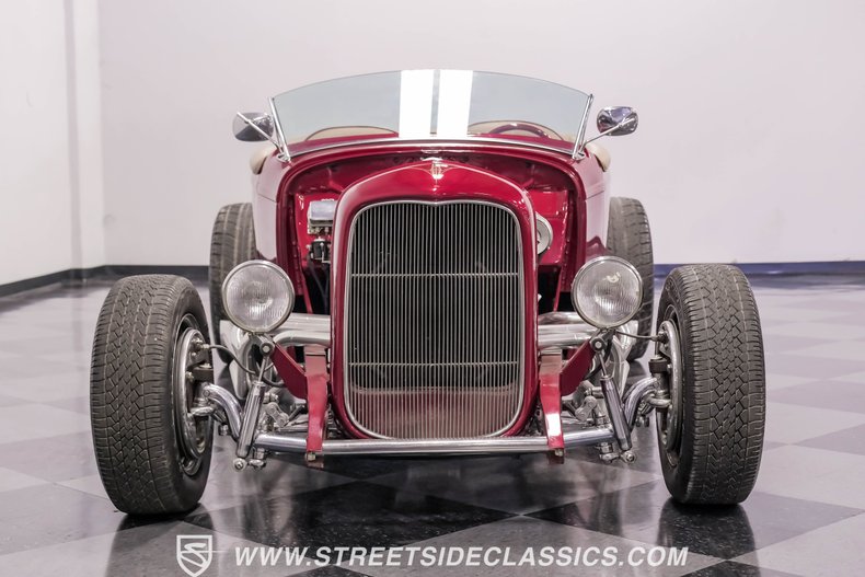 Unknown-Roadster-1932-Candy-Apple-Red-Beige-15