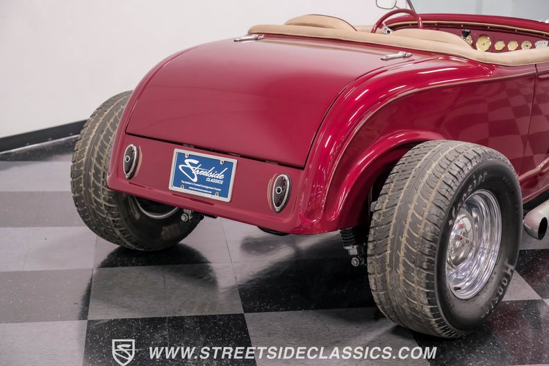 Unknown-Roadster-1932-Candy-Apple-Red-Beige-22