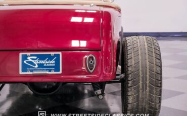 Unknown-Roadster-1932-Candy-Apple-Red-Beige-23