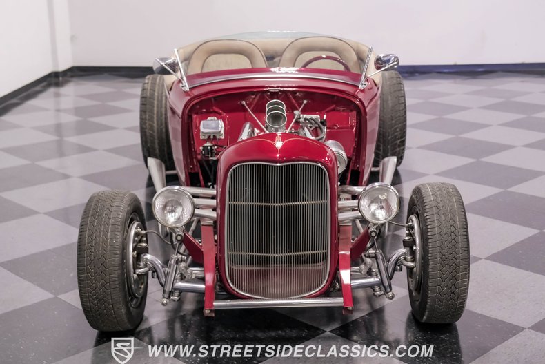Unknown-Roadster-1932-Candy-Apple-Red-Beige-28