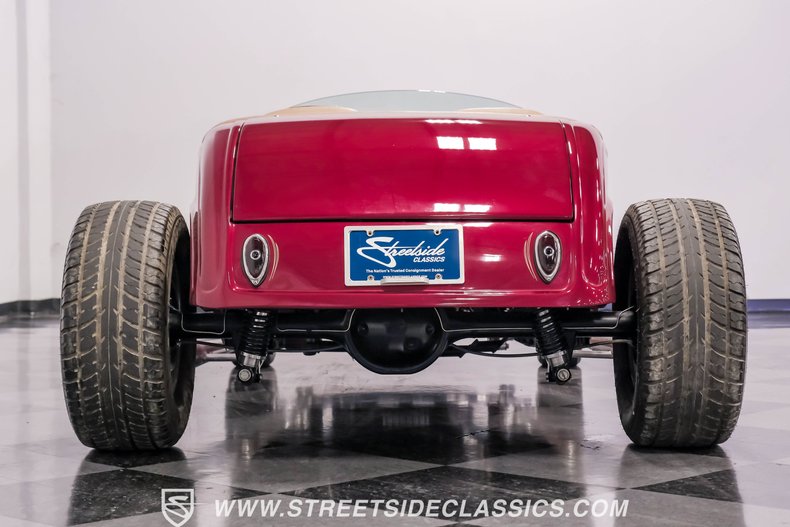 Unknown-Roadster-1932-Candy-Apple-Red-Beige-31