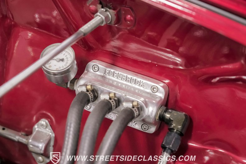 Unknown-Roadster-1932-Candy-Apple-Red-Beige-36