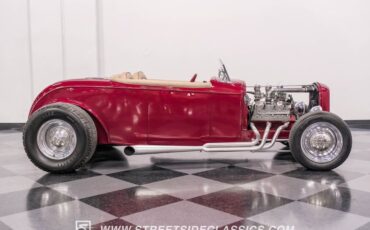Unknown-Roadster-1932-Candy-Apple-Red-Beige-48