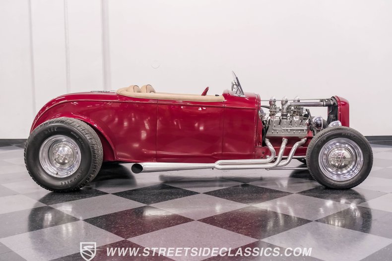 Unknown-Roadster-1932-Candy-Apple-Red-Beige-48