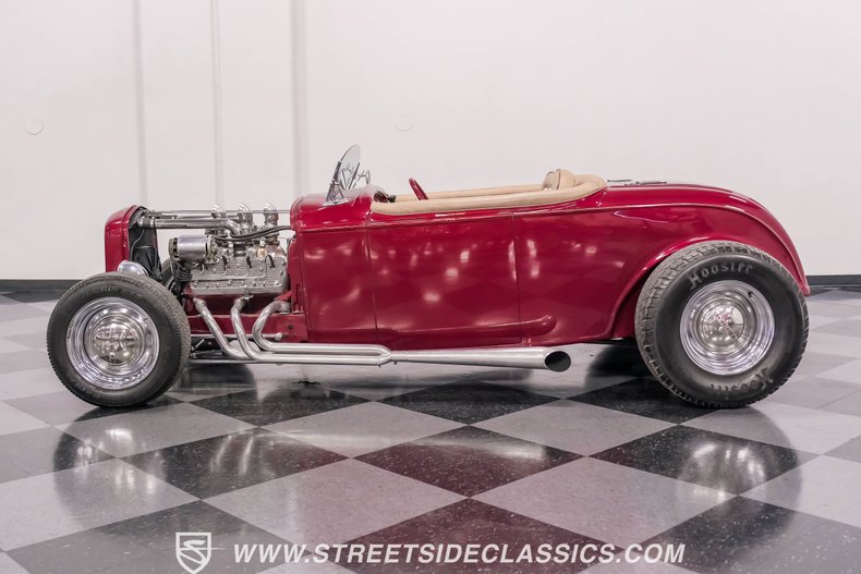 Unknown-Roadster-1932-Candy-Apple-Red-Beige-9