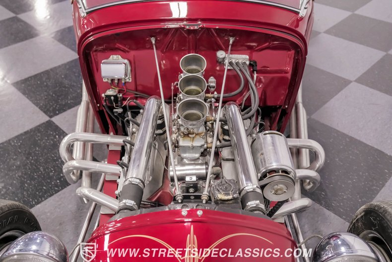 Unknown-Roadster-1932-Candy-Apple-Red-Beige