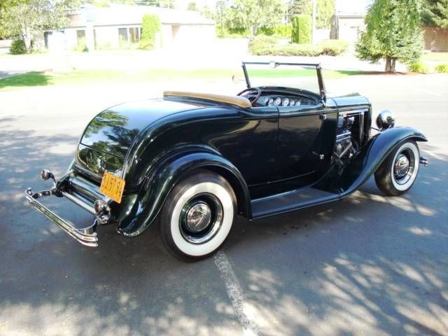 Unknown-Roadster-1932-Green-Tan-Leather-1