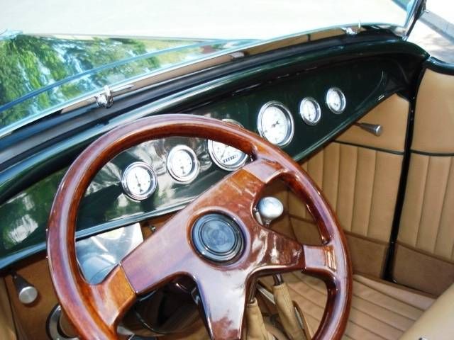 Unknown-Roadster-1932-Green-Tan-Leather-9