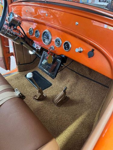 Unknown-Roadster-1932-Orange-13