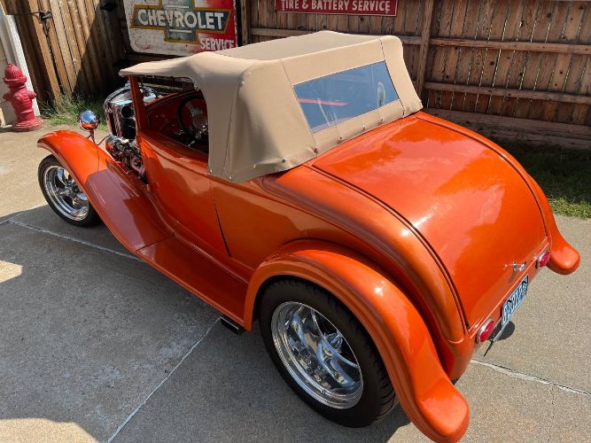Unknown-Roadster-1932-Orange-2