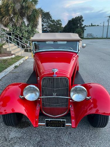Unknown-Roadster-1932-Red-Leather-11