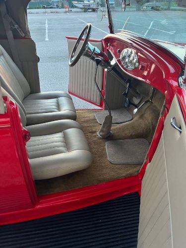Unknown-Roadster-1932-Red-Leather-4