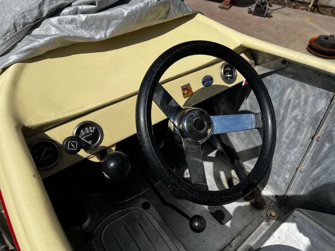 Unknown-Roadster-1932-Yellow-13